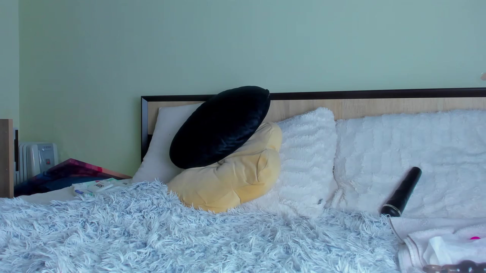 Gallery image thumbnail from KatBirdie_x's myfreecams stream on, 02/09/2024, 21:53 image 18 of 20