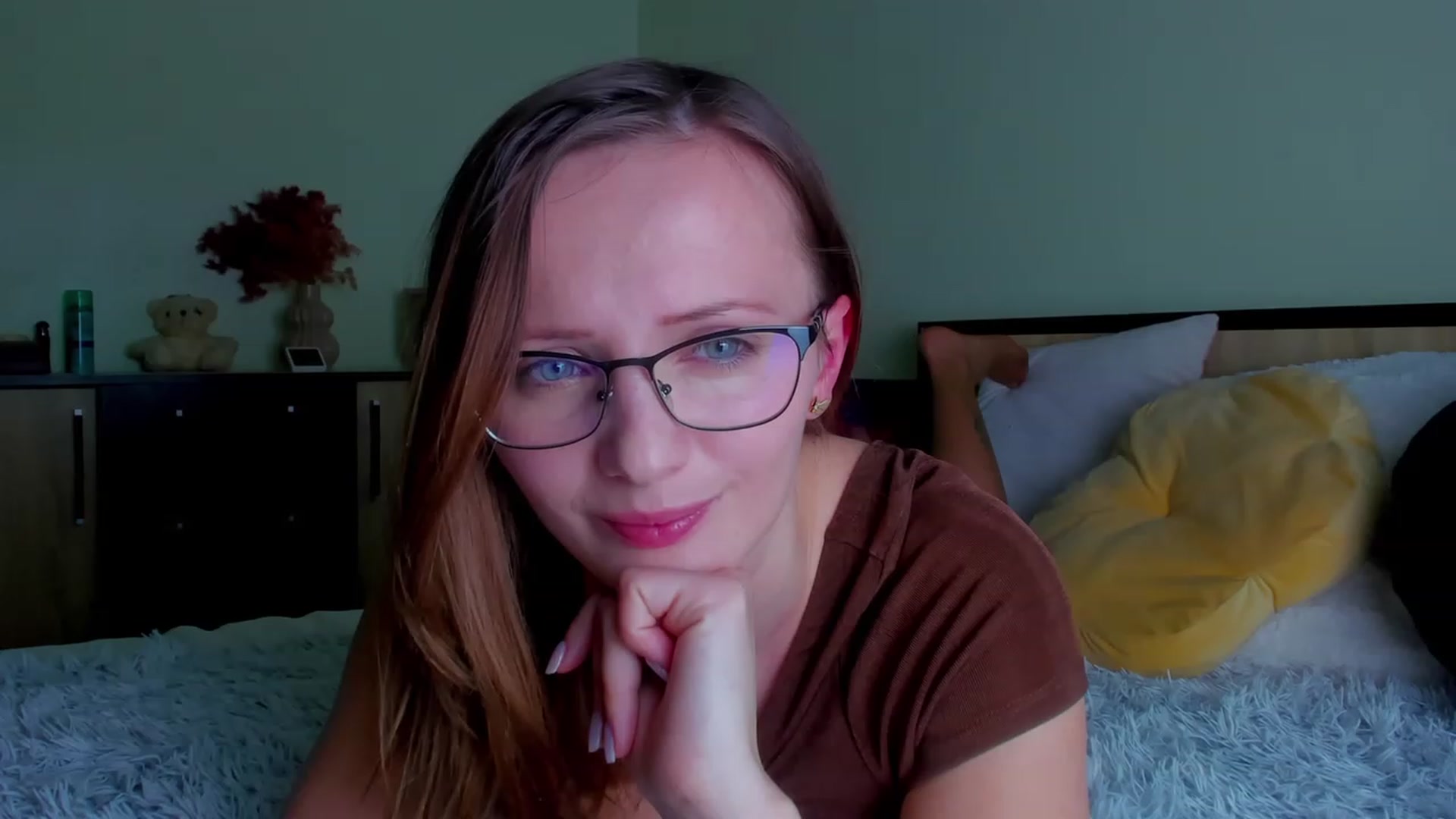 Gallery image thumbnail from KatBirdie_x's myfreecams stream on, 02/09/2024, 21:53 image 8 of 20