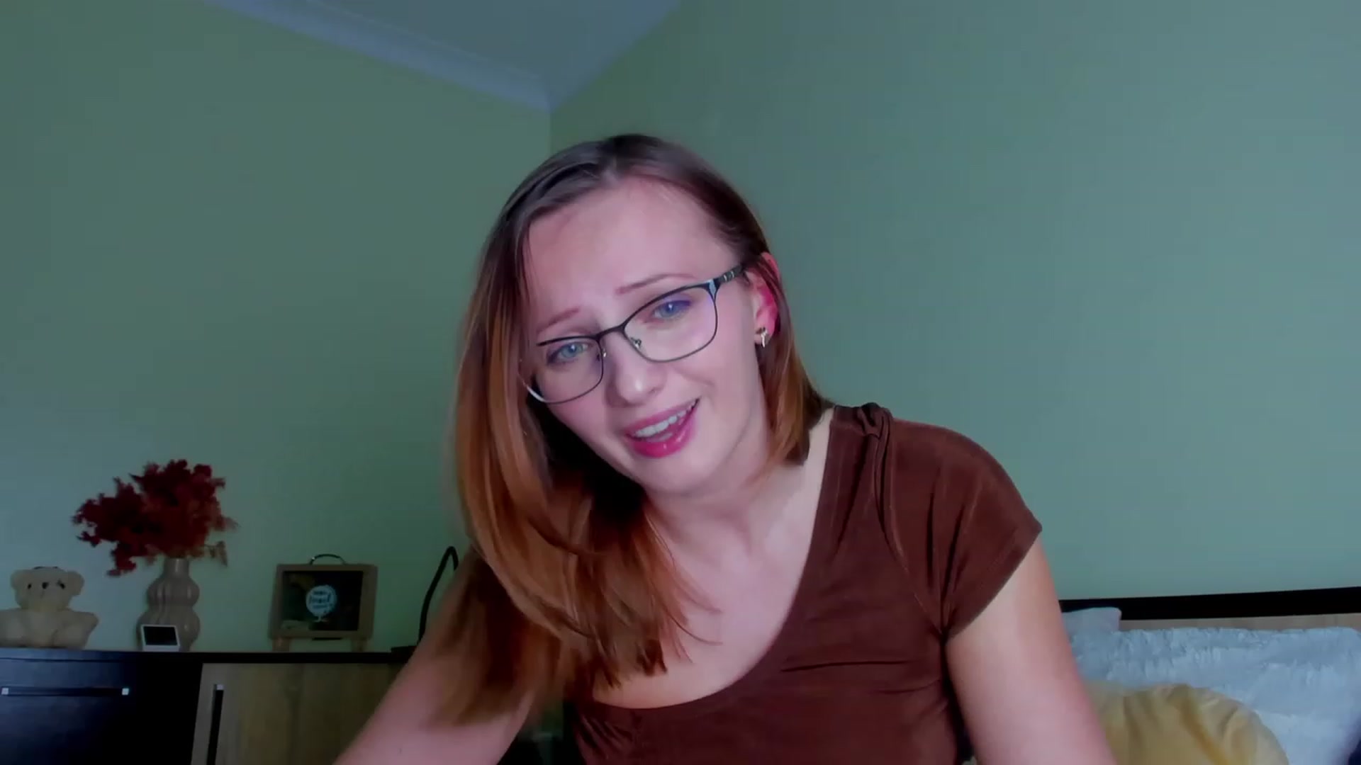 Gallery image thumbnail from KatBirdie_x's myfreecams stream on, 02/09/2024, 21:53 image 3 of 20