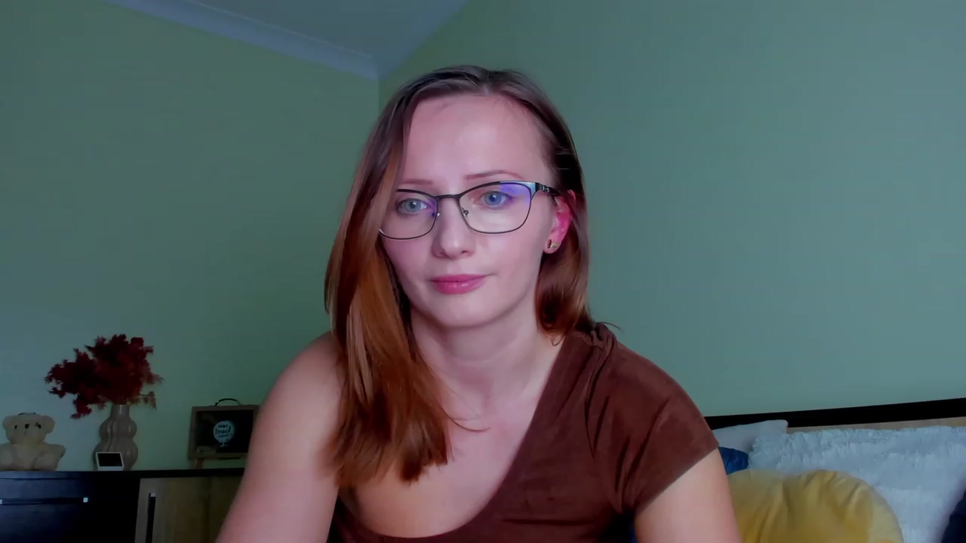 Gallery image thumbnail from KatBirdie_x's myfreecams stream on, 02/09/2024, 21:53 image 5 of 20