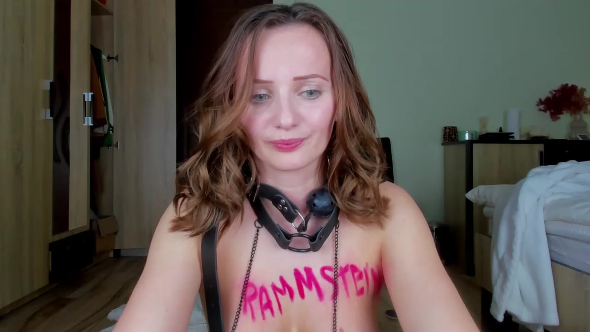 Gallery image thumbnail from KatBirdie_x's myfreecams stream on, 02/17/2024, 22:11 image 18 of 20