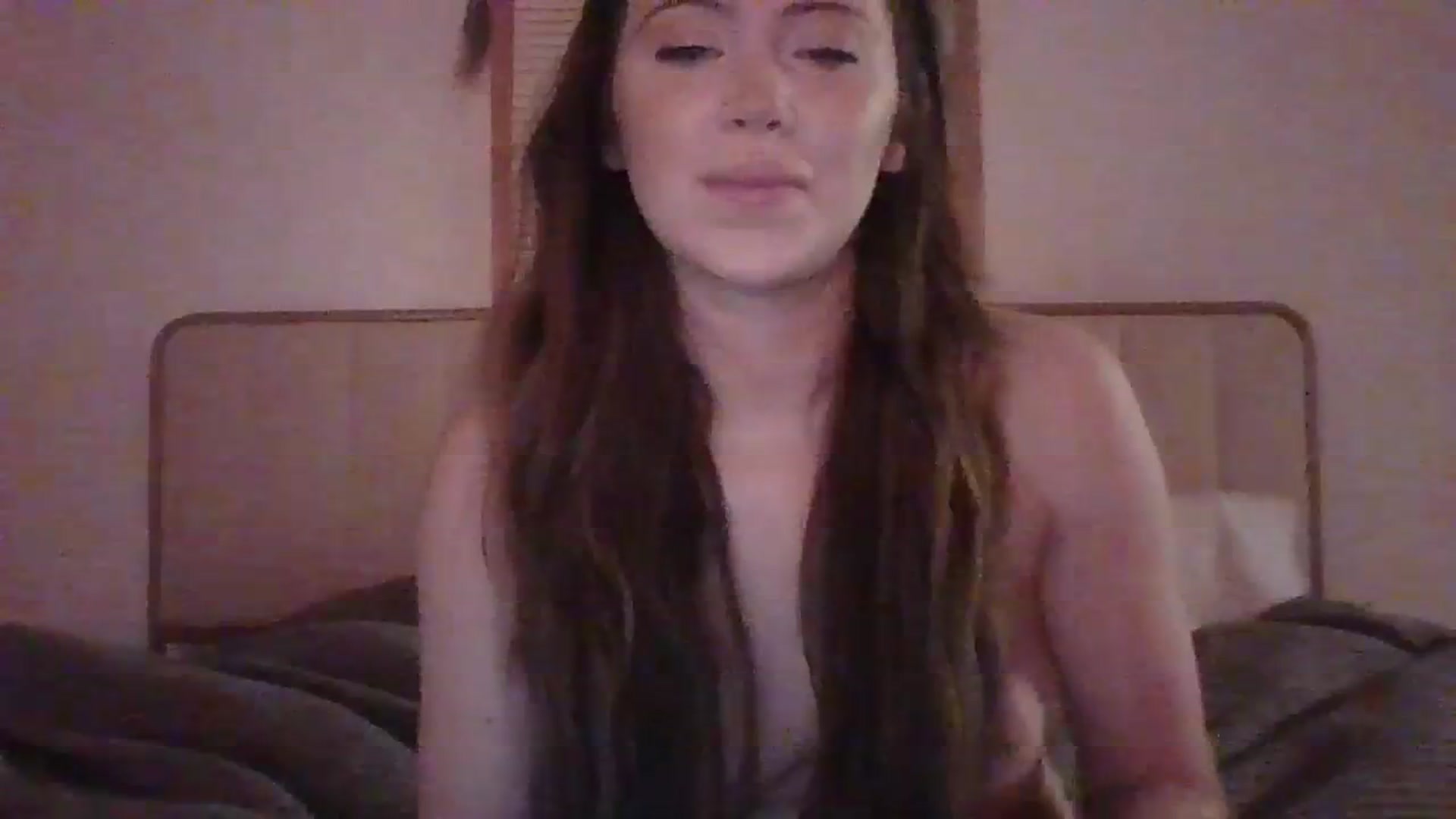 Gallery image thumbnail from KatChella's myfreecams stream on, 11/24/2023, 01:03 image 14 of 20