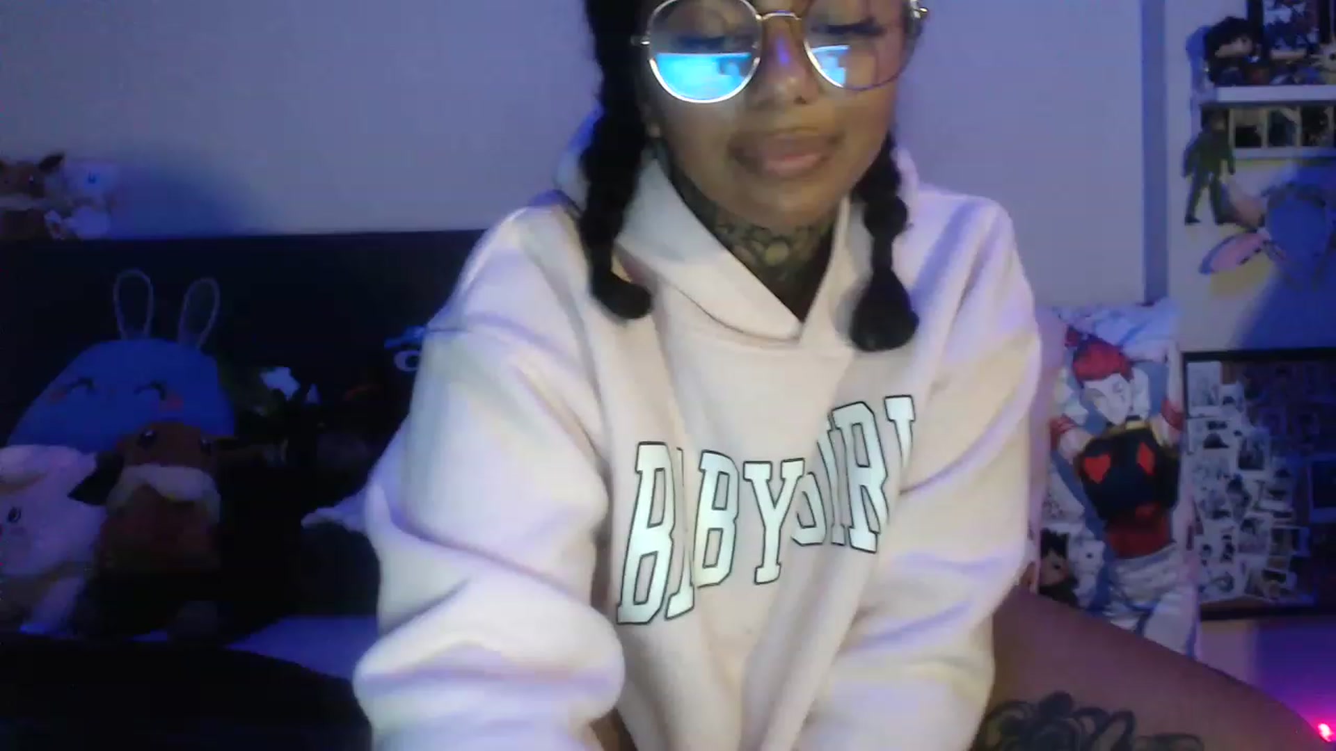 Gallery image thumbnail from KatKitty's myfreecams stream on, 01/04/2023, 08:51 image 15 of 20