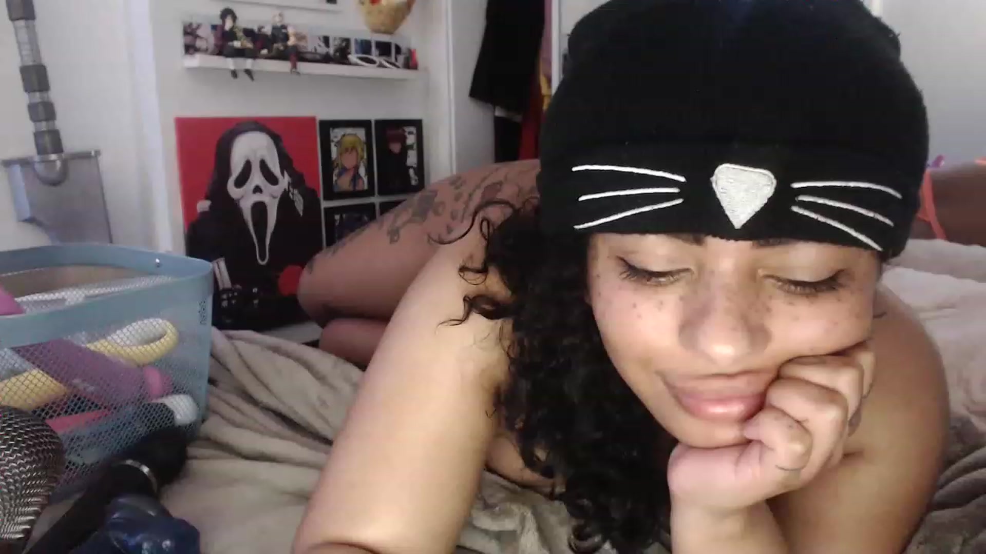 Gallery image thumbnail from KatKitty's myfreecams stream on, 02/19/2023, 08:39 image 4 of 20