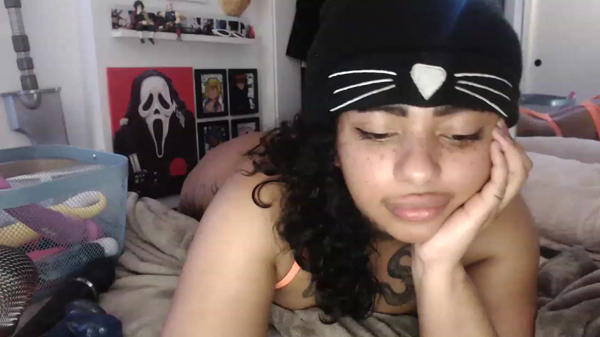 Gallery image thumbnail from KatKitty's myfreecams stream on, 02/19/2023, 08:39 image 2 of 20