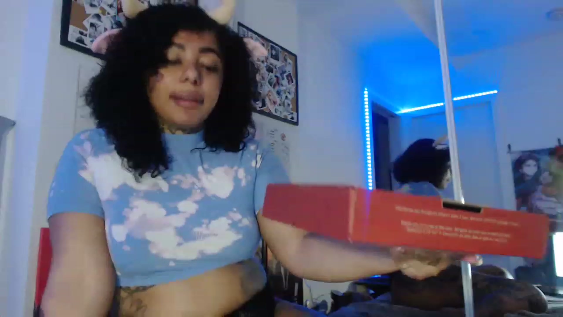 Gallery image thumbnail from KatKitty's myfreecams stream on, 03/03/2023, 08:10 image 2 of 20