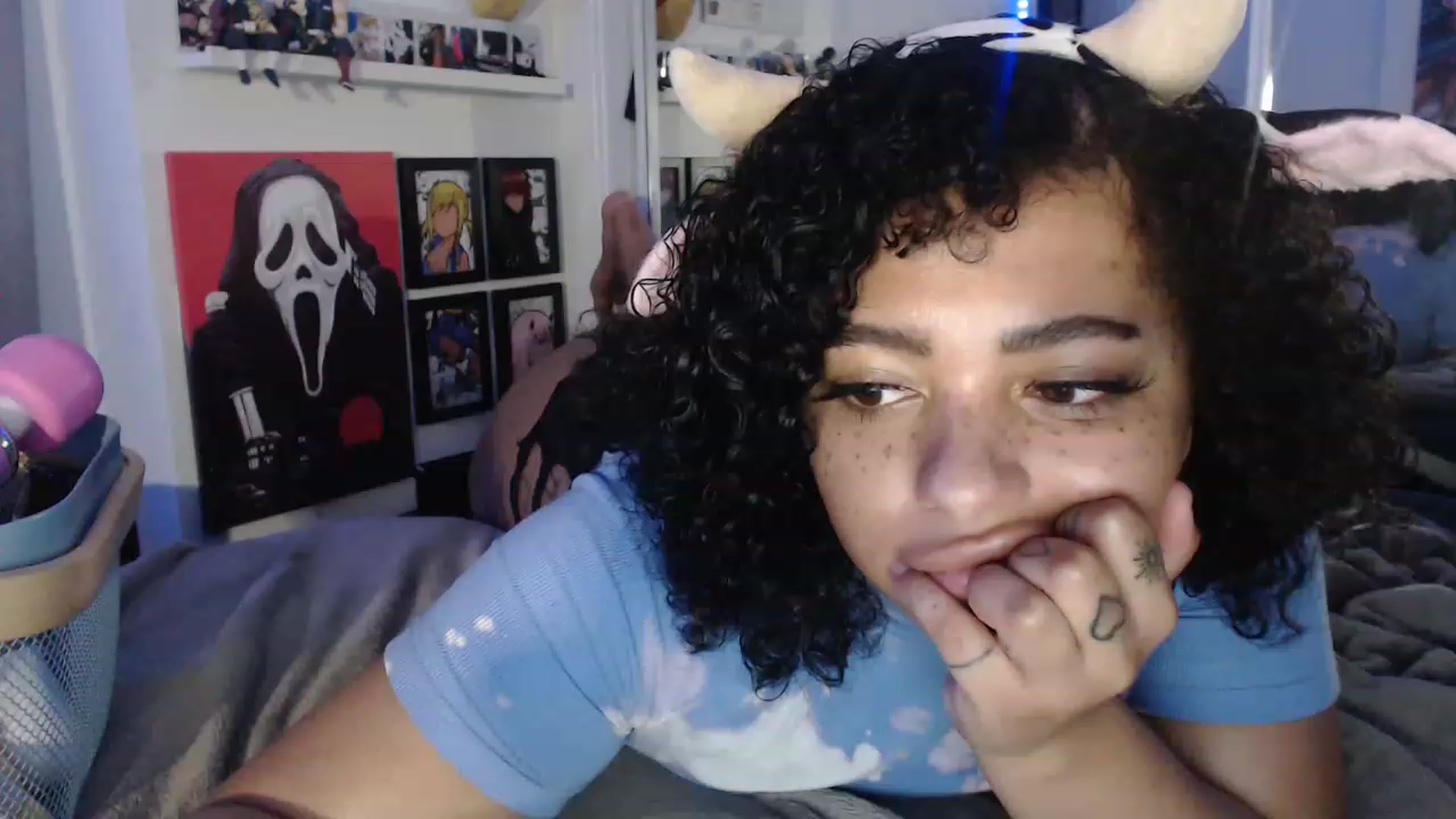 Gallery image thumbnail from KatKitty's myfreecams stream on, 03/03/2023, 08:10 image 8 of 20