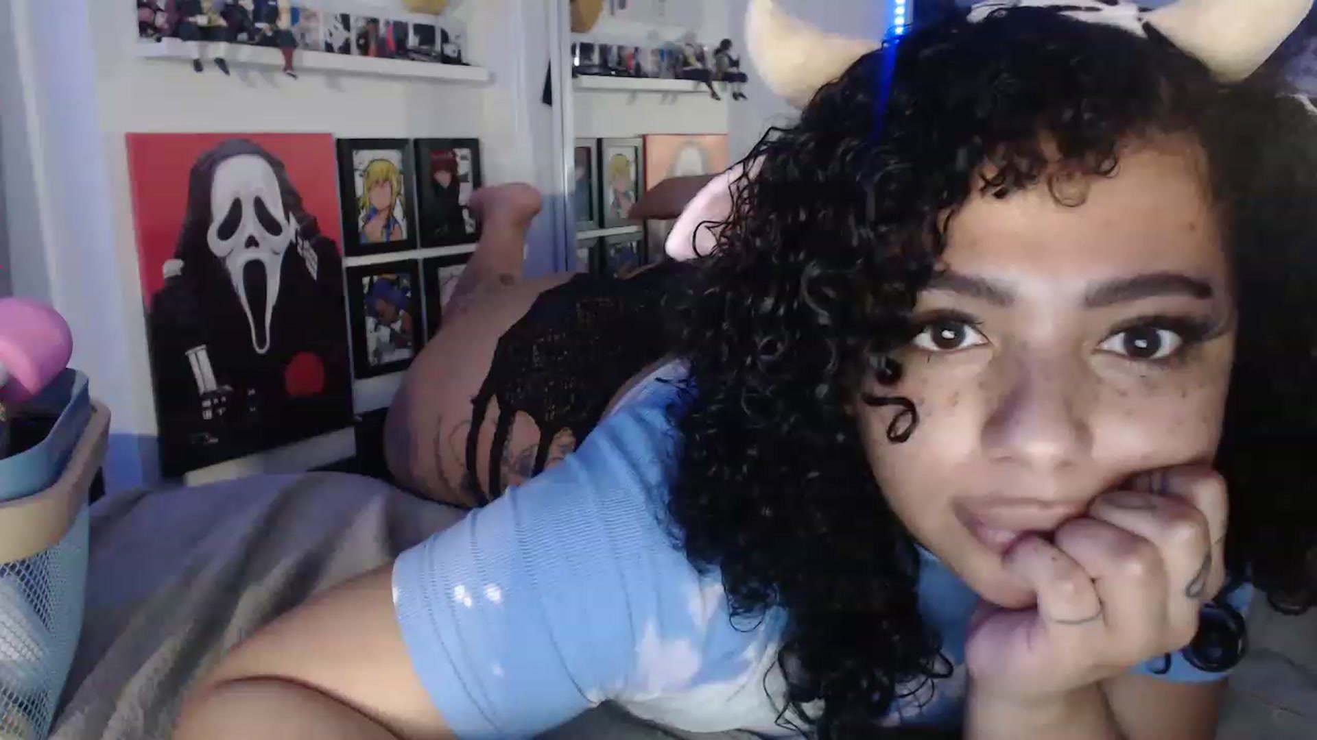 Gallery image thumbnail from KatKitty's myfreecams stream on, 03/03/2023, 08:10 image 15 of 20