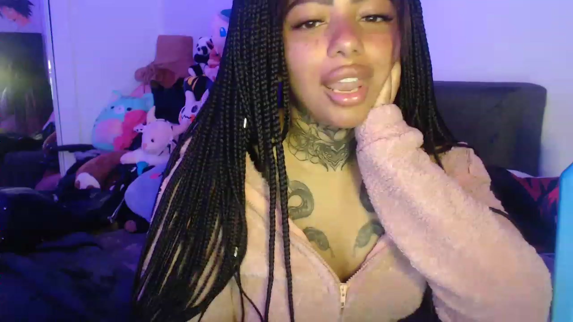 Gallery image thumbnail from KatKitty's myfreecams stream on, 05/11/2023, 16:15 image 12 of 20