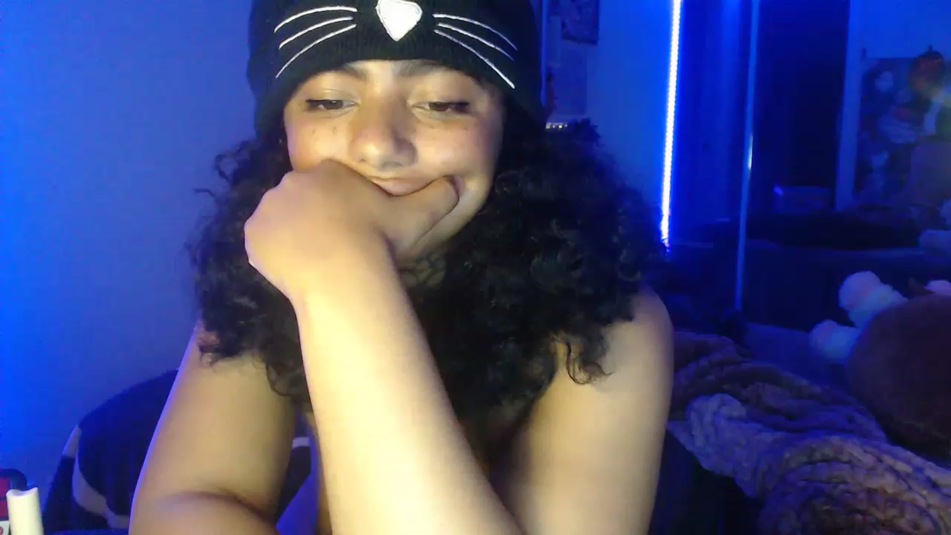 Gallery image thumbnail from KatKitty's myfreecams stream on, 06/19/2023, 06:58 image 2 of 20