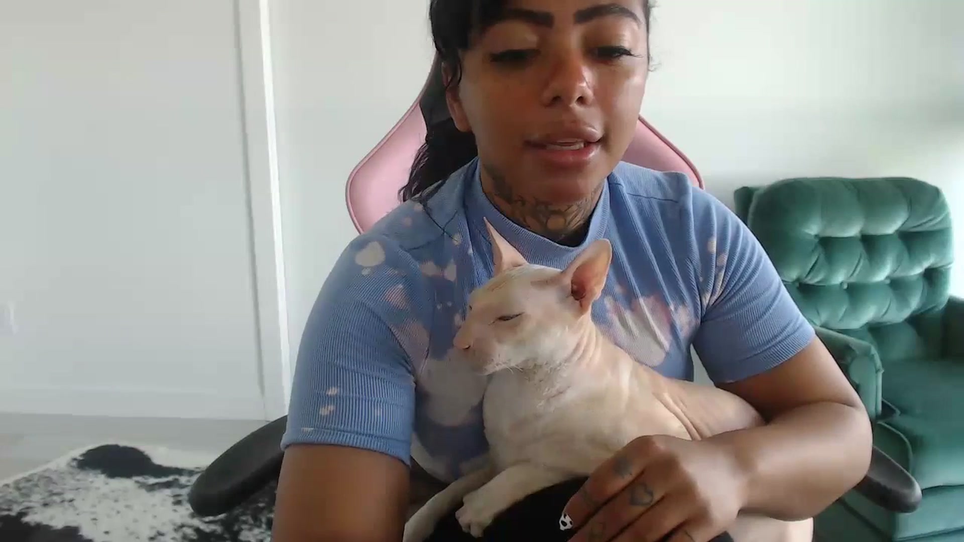 Gallery image thumbnail from KatKitty's myfreecams stream on, 07/08/2023, 16:44 image 10 of 20