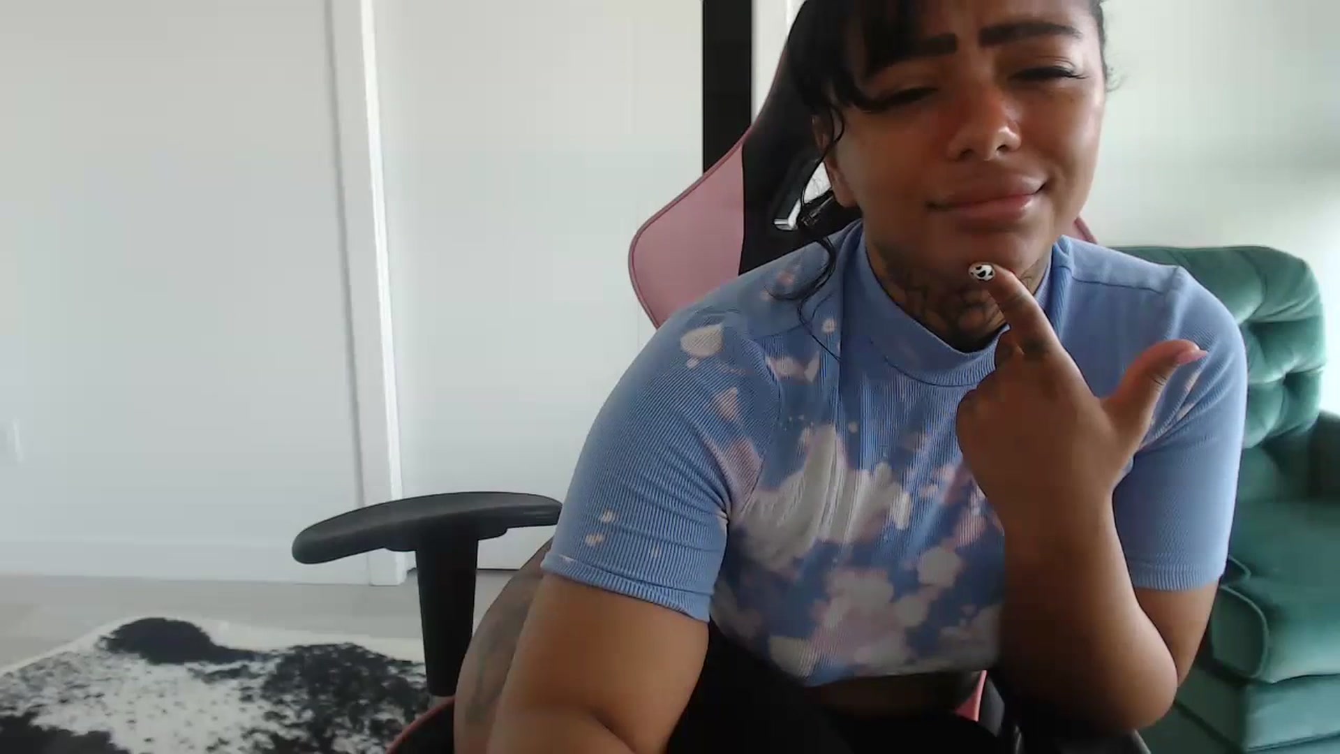 Gallery image thumbnail from KatKitty's myfreecams stream on, 07/08/2023, 16:44 image 2 of 20