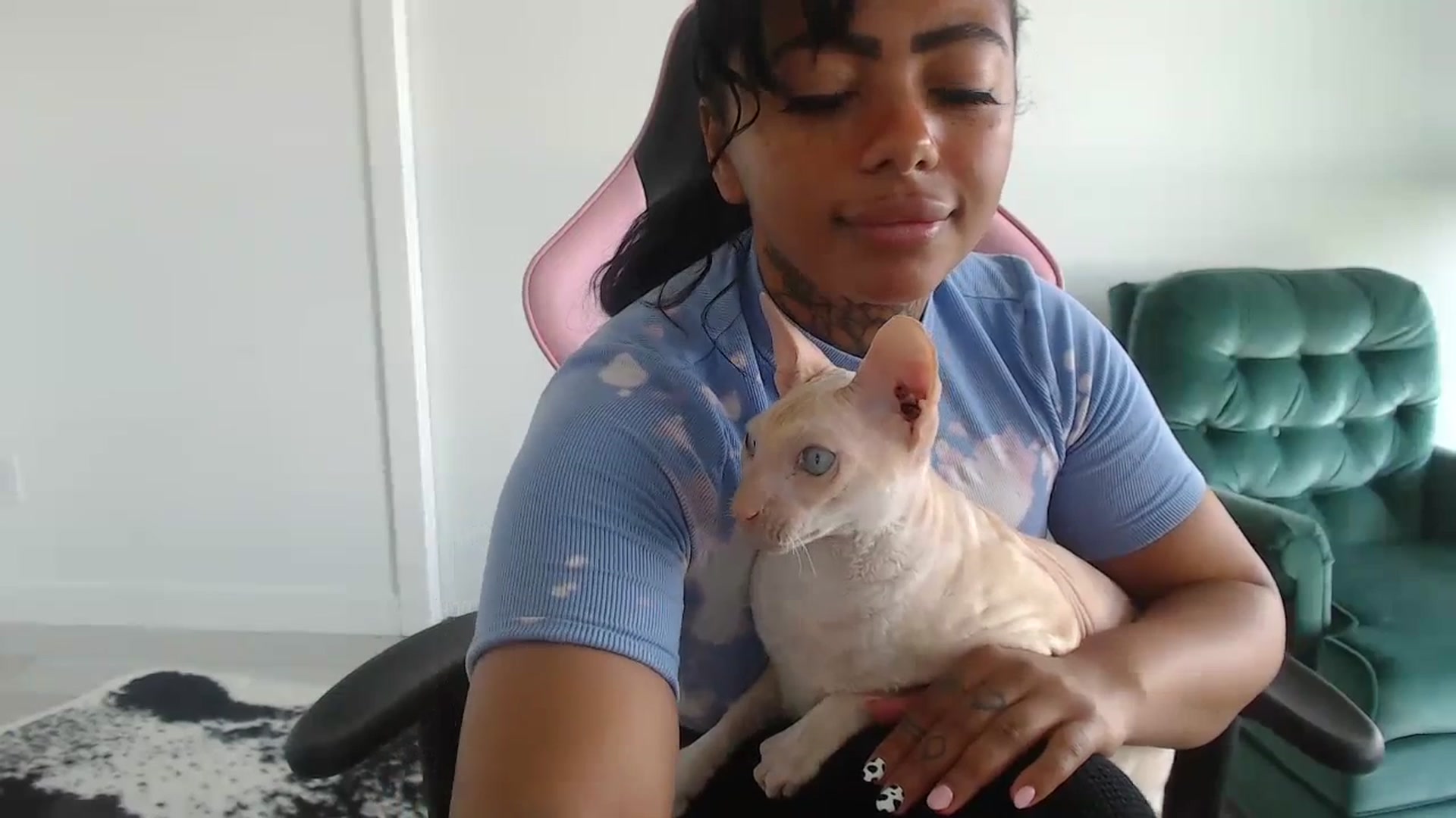 Gallery image thumbnail from KatKitty's myfreecams stream on, 07/08/2023, 16:44 image 8 of 20
