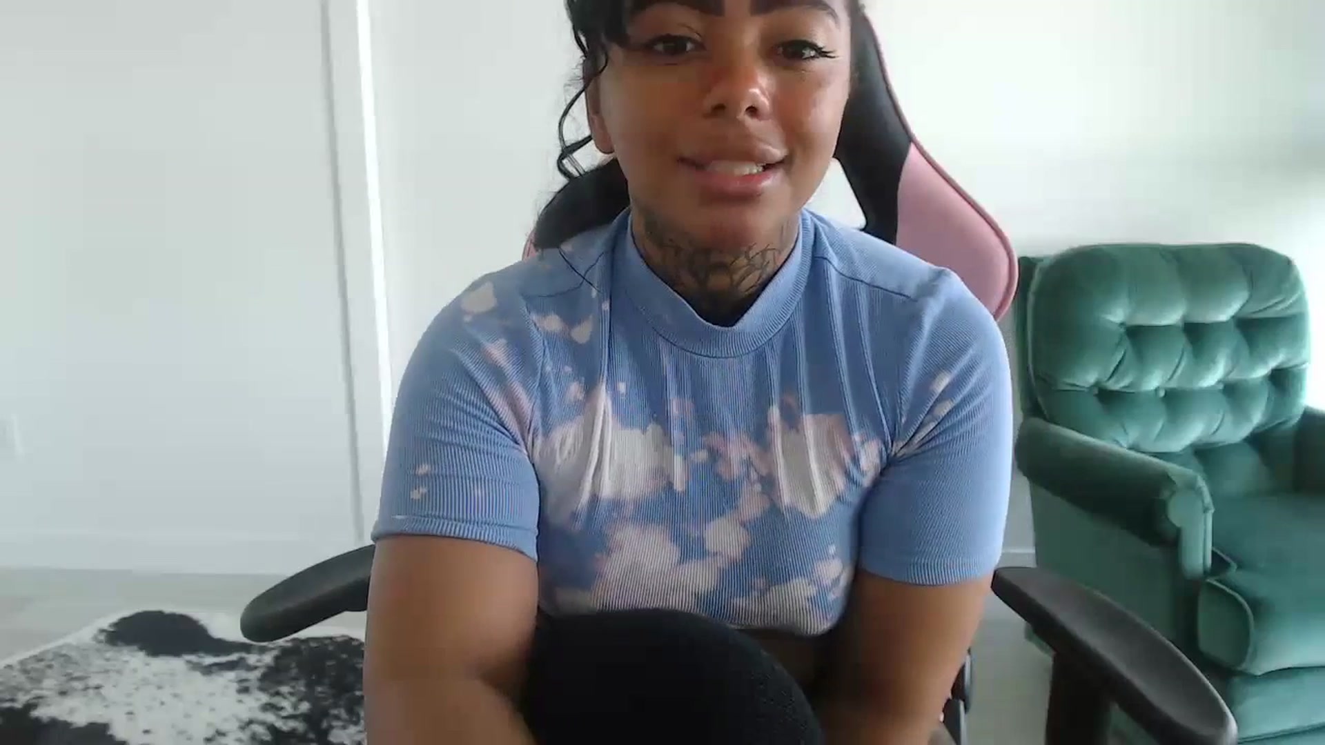 Gallery image thumbnail from KatKitty's myfreecams stream on, 07/08/2023, 16:44 image 13 of 20