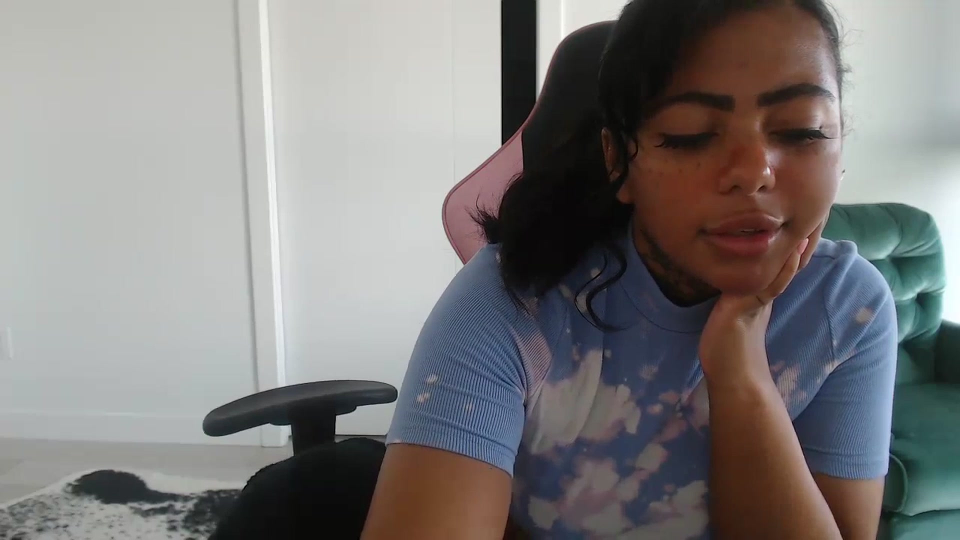 Gallery image thumbnail from KatKitty's myfreecams stream on, 07/08/2023, 18:34 image 20 of 20