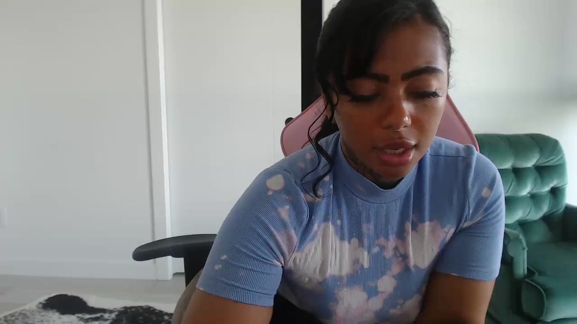 Gallery image thumbnail from KatKitty's myfreecams stream on, 07/08/2023, 18:34 image 8 of 20