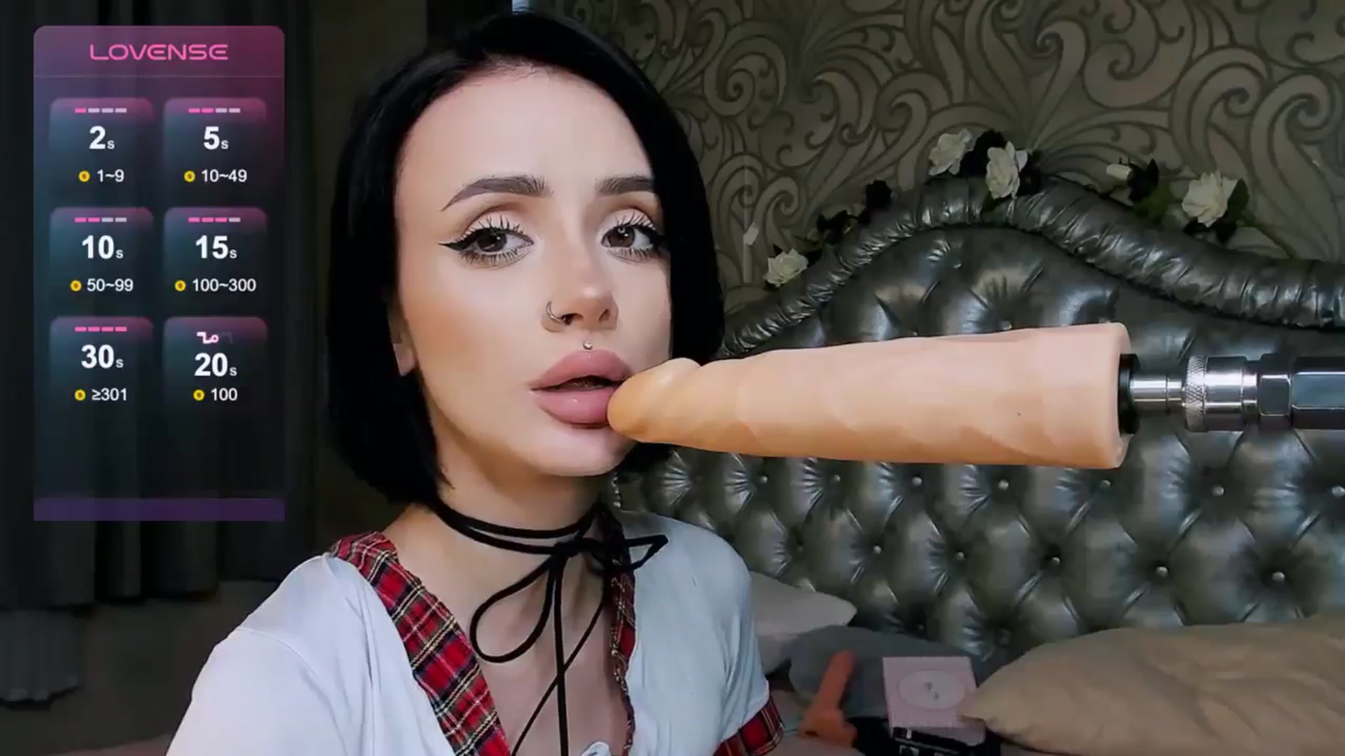 Gallery image thumbnail from KatPirs's myfreecams stream on, 10/18/2024, 09:52 image 10 of 20