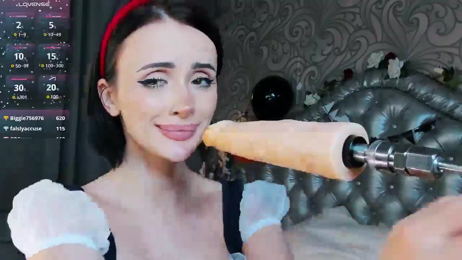 Gallery image thumbnail from KatPirs's myfreecams stream on, 11/05/2024, 11:25 image 16 of 20