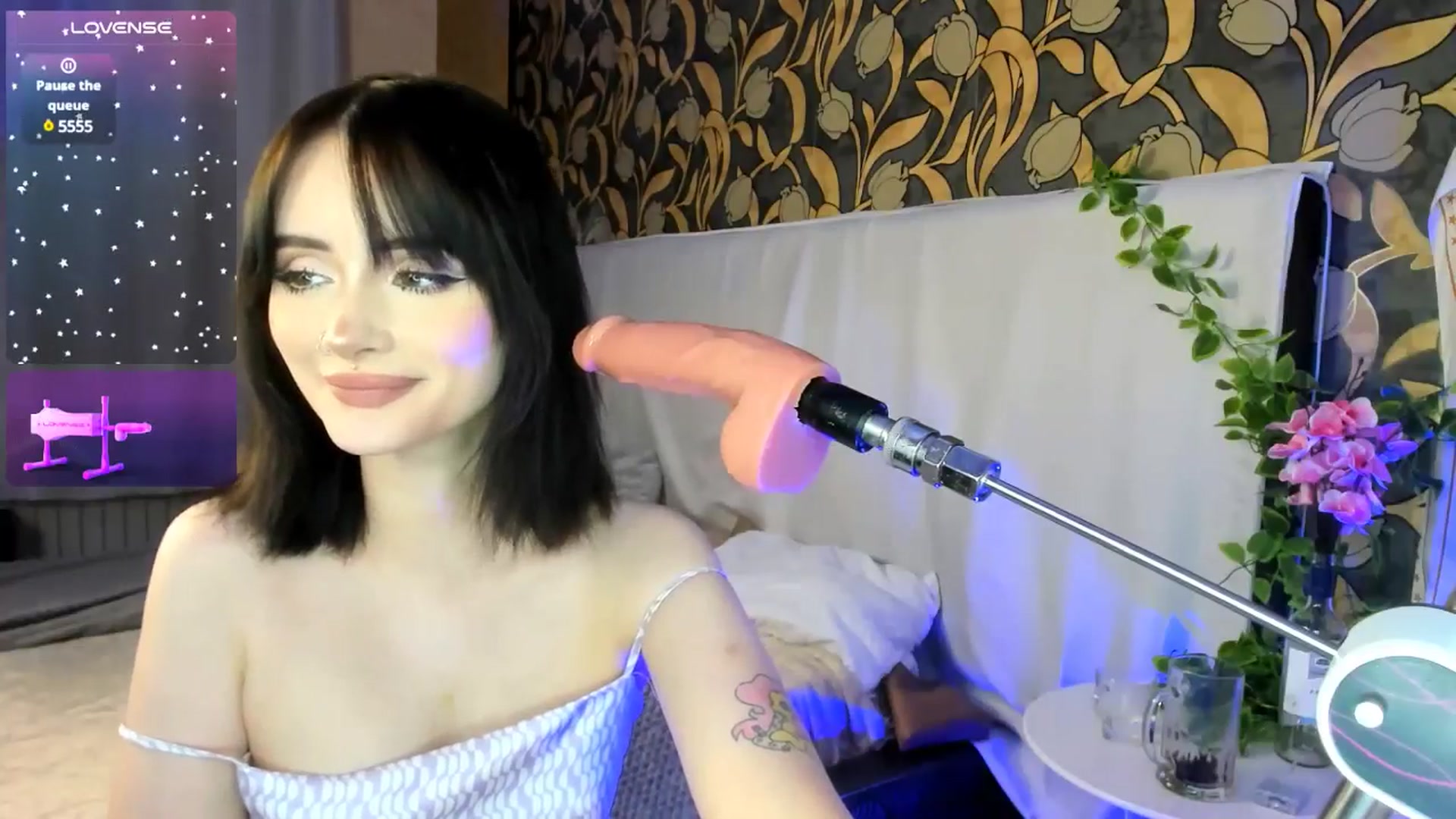 Gallery image thumbnail from KatPirs's myfreecams stream on, 05/11/2025, 14:03 image 2 of 20
