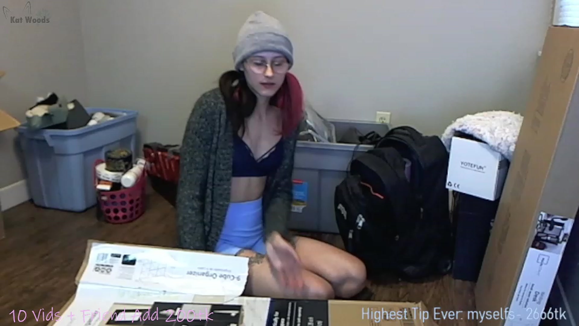 Gallery image thumbnail from KatWoods's myfreecams stream on, 02/18/2023, 21:12 image 1 of 20