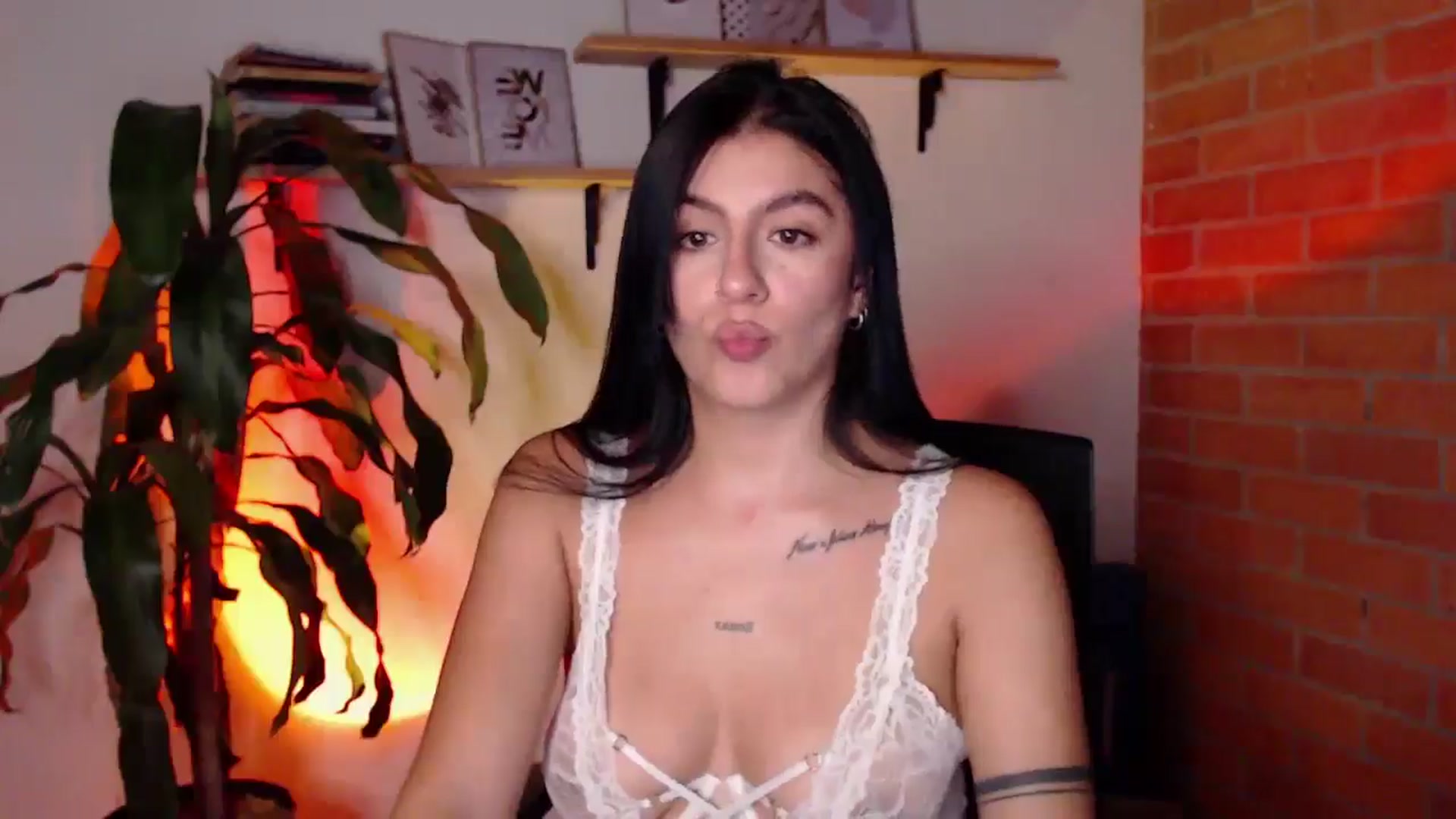 Gallery image thumbnail from Kat_lu's myfreecams stream on, 03/08/2026, 11:12 image 14 of 20