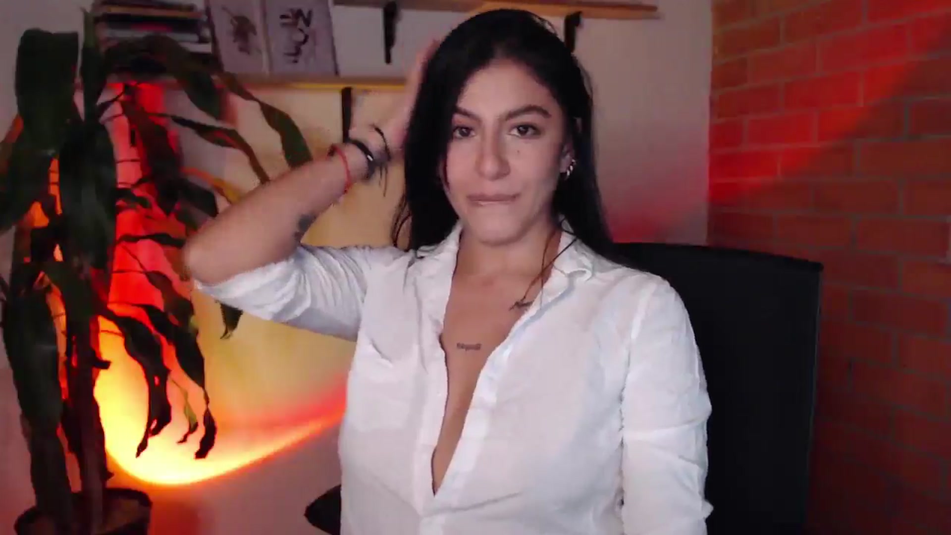 Gallery image thumbnail from Kat_lu's myfreecams stream on, 03/09/2026, 11:11 image 12 of 20