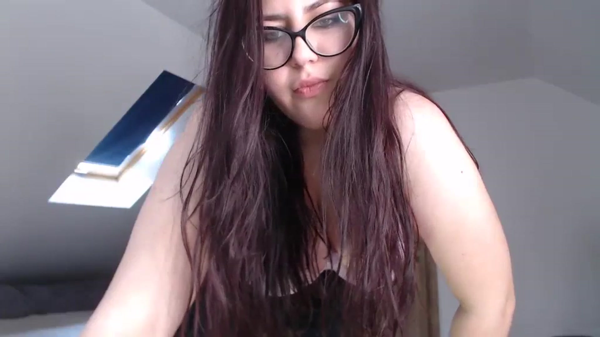 Gallery image thumbnail from Katalleya28's myfreecams stream on, 03/17/2024, 12:22 image 17 of 20