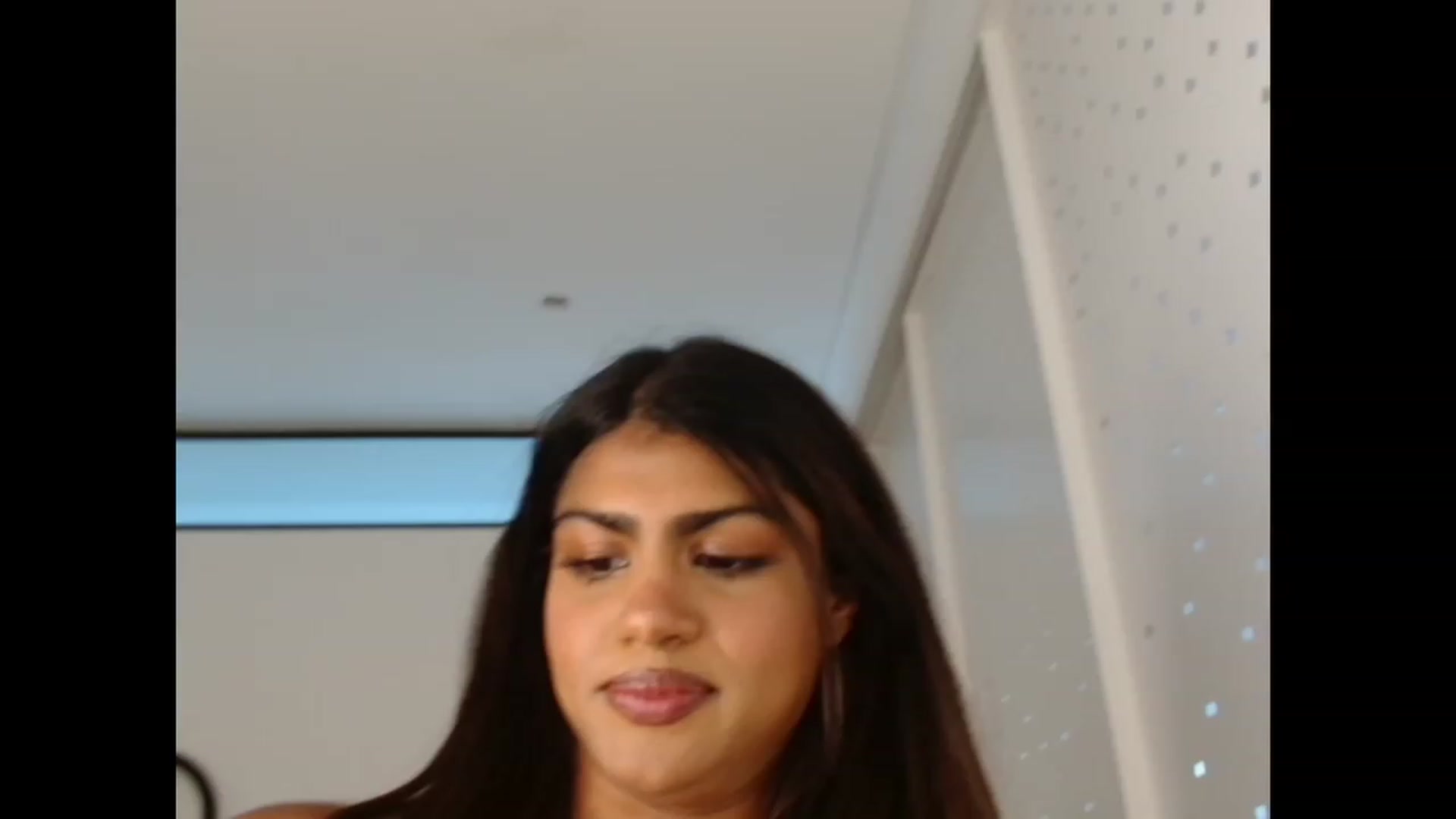 Gallery image thumbnail from Katara_'s myfreecams stream on, 02/07/2023, 16:43 image 10 of 20