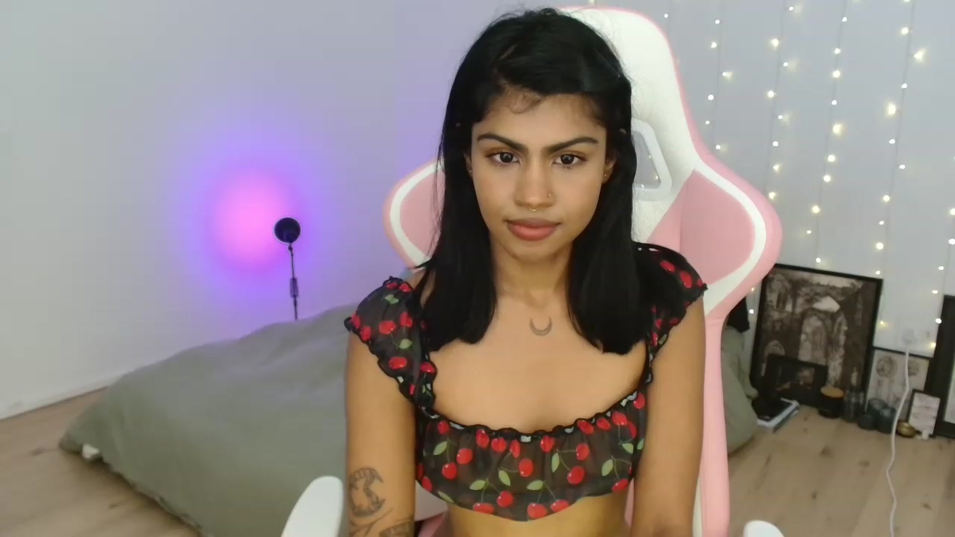 Gallery image thumbnail from Katara_'s myfreecams stream on, 05/08/2023, 13:13 image 10 of 20