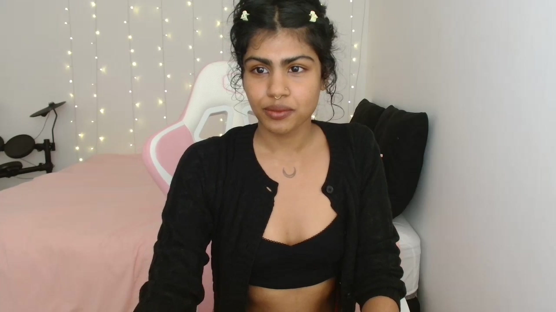 Gallery image thumbnail from Katara_'s myfreecams stream on, 07/05/2023, 17:27 image 9 of 20