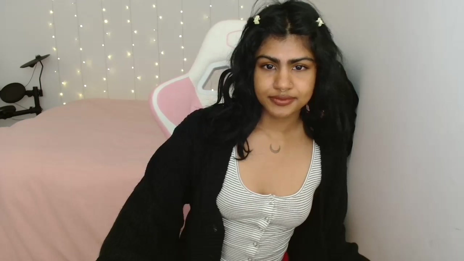 Gallery image thumbnail from Katara_'s myfreecams stream on, 07/12/2023, 06:18 image 1 of 20