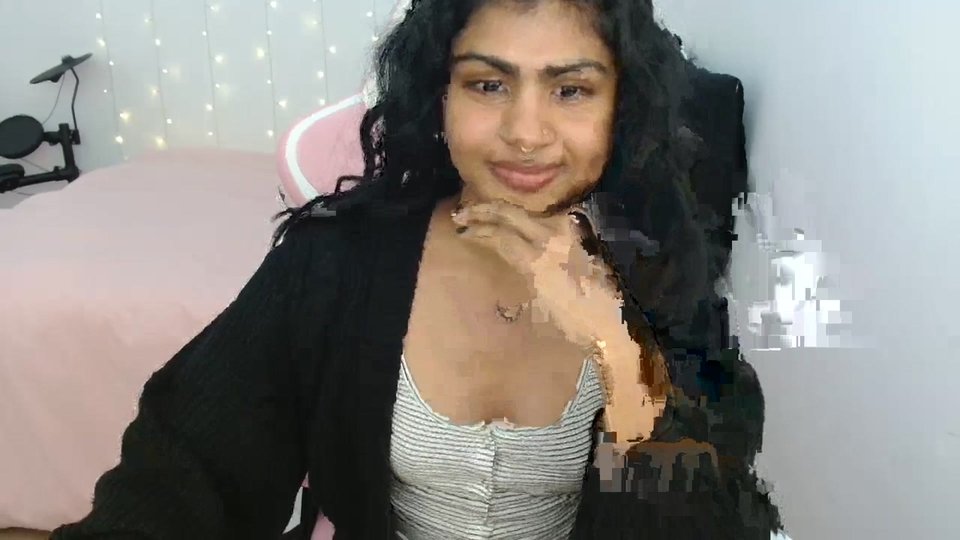 Gallery image thumbnail from Katara_'s myfreecams stream on, 07/12/2023, 10:52 image 17 of 20