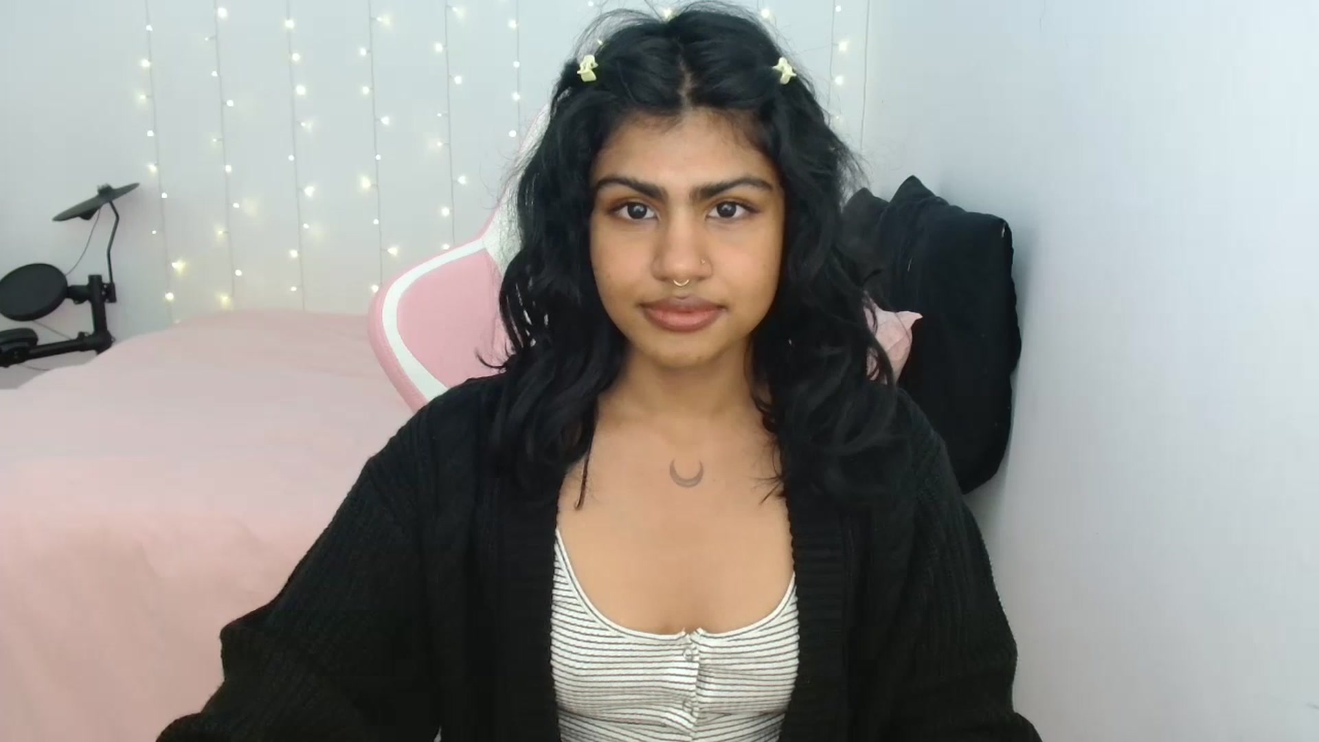 Gallery image thumbnail from Katara_'s myfreecams stream on, 07/12/2023, 10:52 image 9 of 20