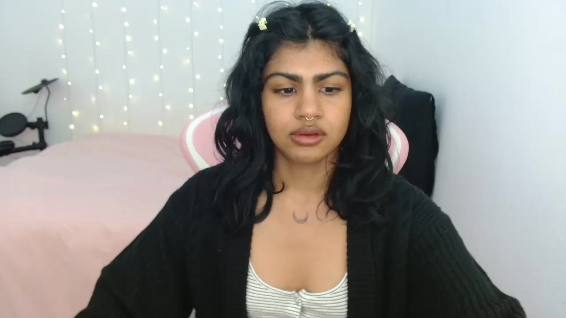 Gallery image thumbnail from Katara_'s myfreecams stream on, 07/12/2023, 10:52 image 6 of 20
