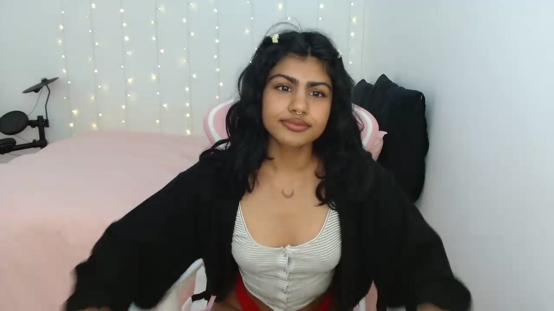 Gallery image thumbnail from Katara_'s myfreecams stream on, 07/12/2023, 10:52 image 15 of 20