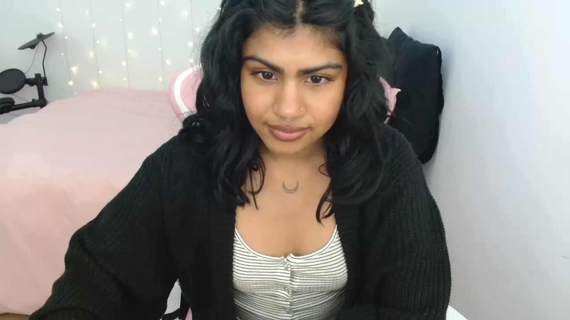 Gallery image thumbnail from Katara_'s myfreecams stream on, 07/12/2023, 10:52 image 18 of 20