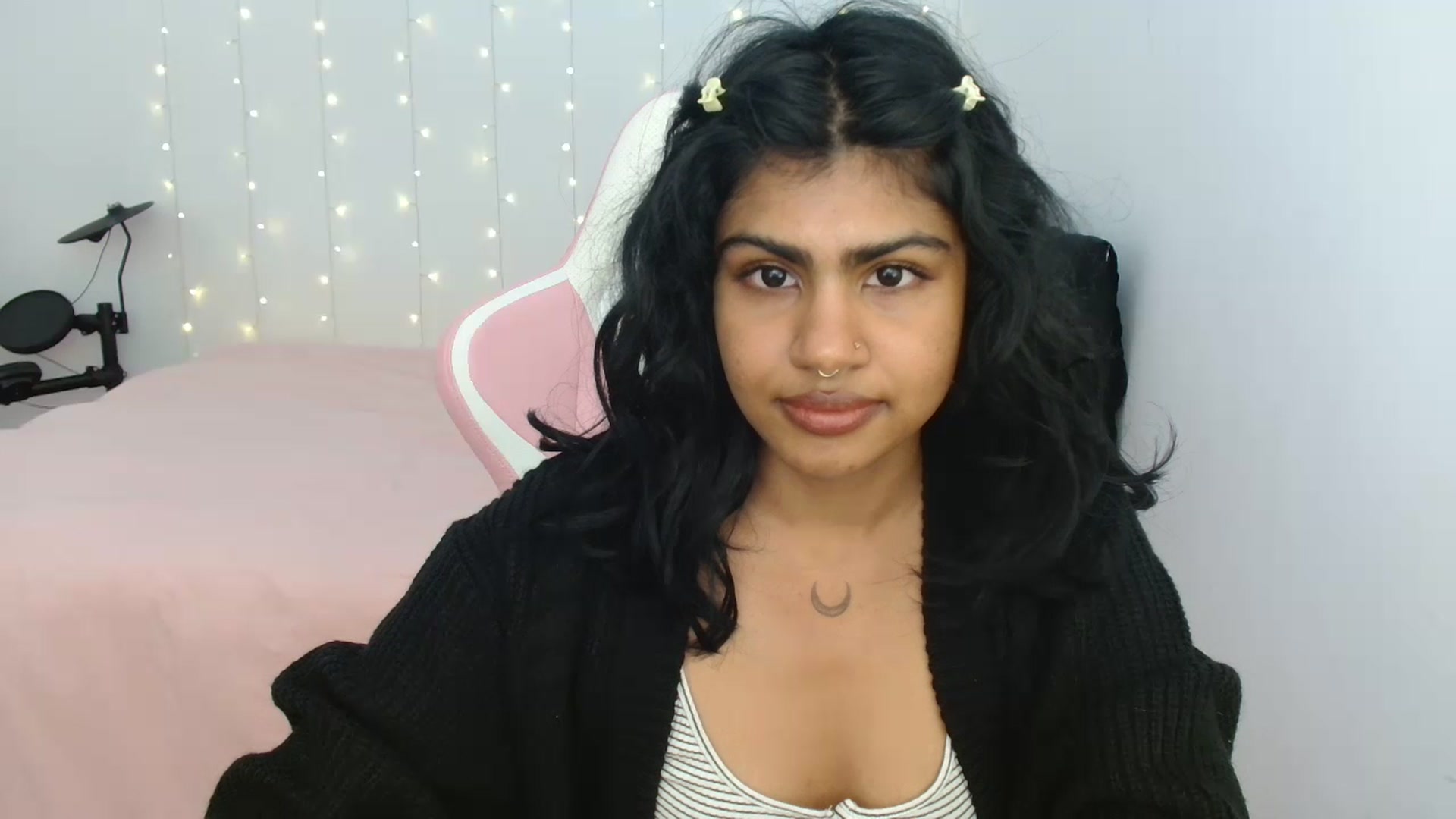 Gallery image thumbnail from Katara_'s myfreecams stream on, 07/12/2023, 10:52 image 8 of 20