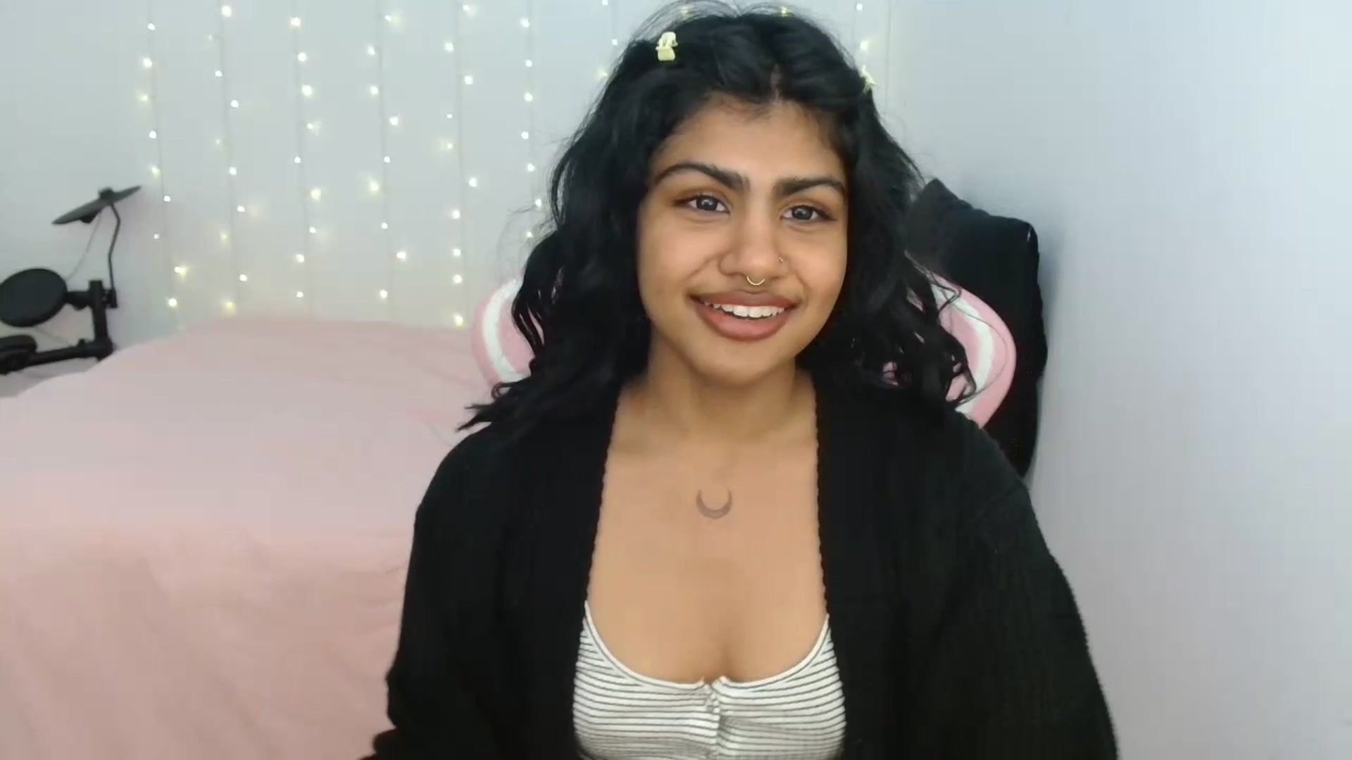 Gallery image thumbnail from Katara_'s myfreecams stream on, 07/12/2023, 10:52 image 4 of 20