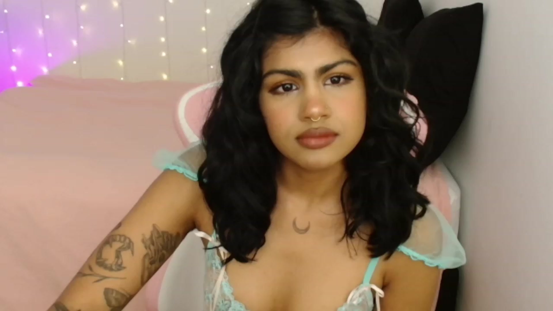 Gallery image thumbnail from Katara_'s myfreecams stream on, 08/16/2023, 15:45 image 16 of 20