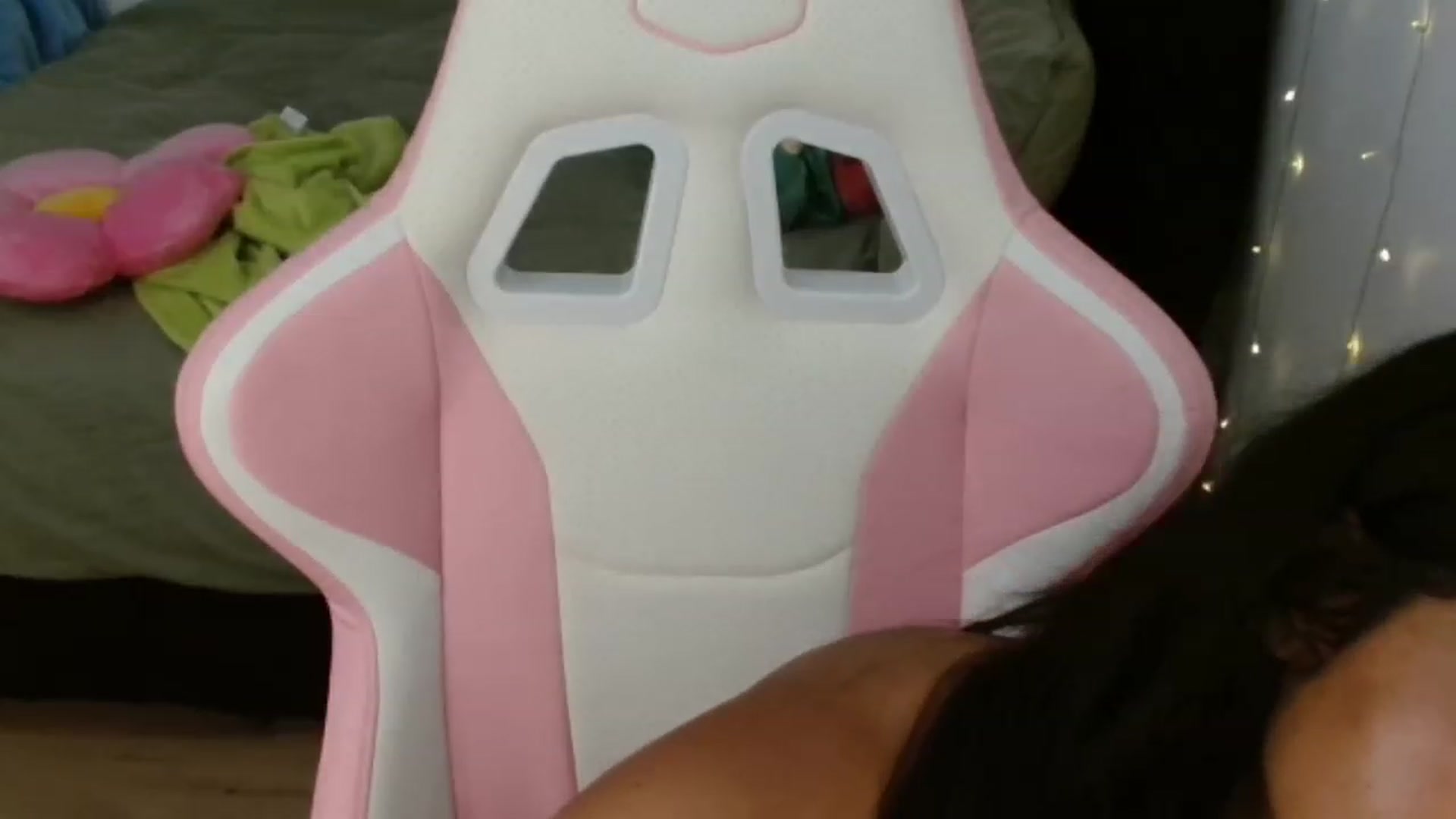 Gallery image thumbnail from Katara_'s myfreecams stream on, 09/04/2023, 14:46 image 9 of 20