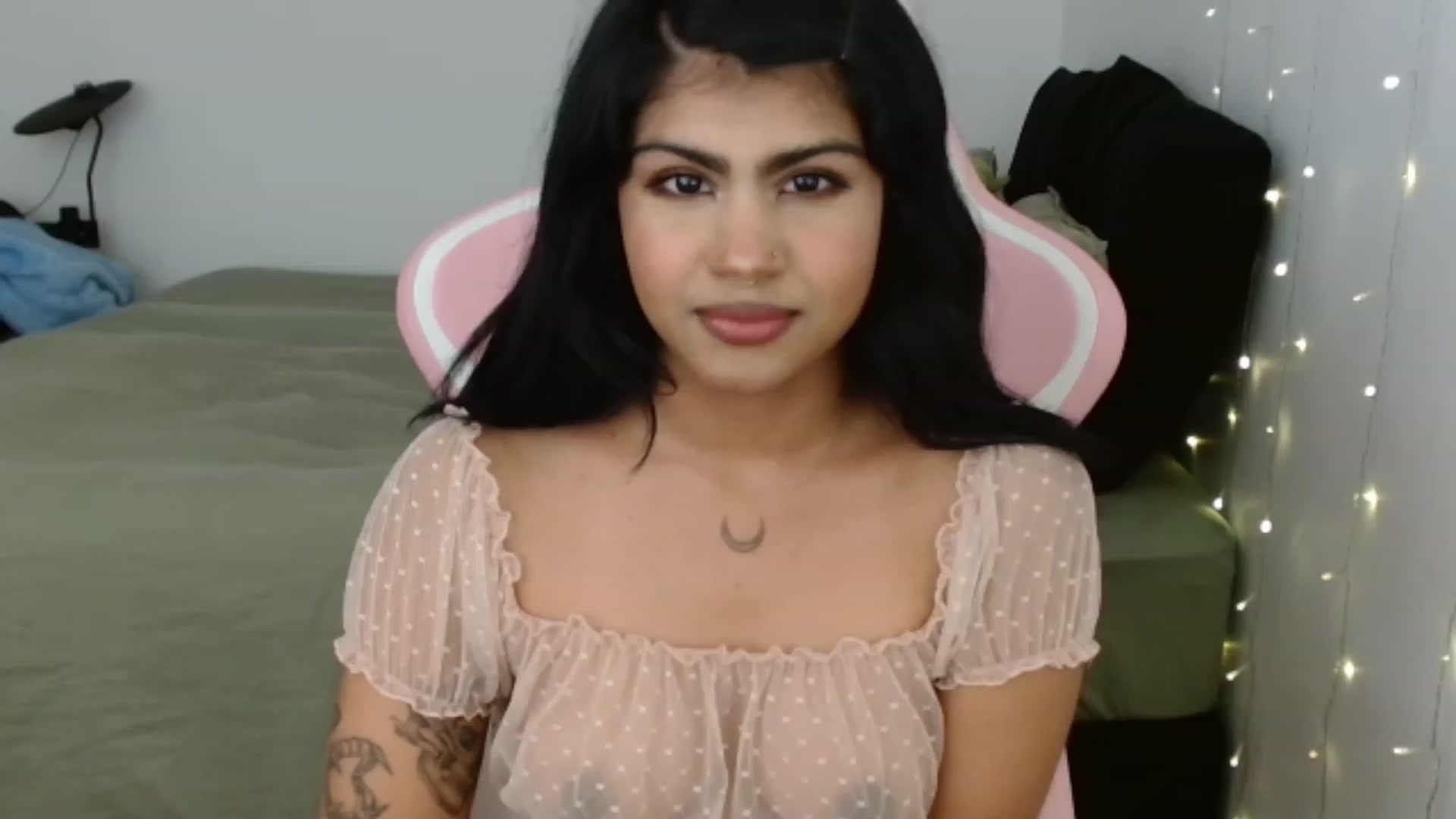 Gallery image thumbnail from Katara_'s myfreecams stream on, 09/07/2023, 21:44 image 3 of 20