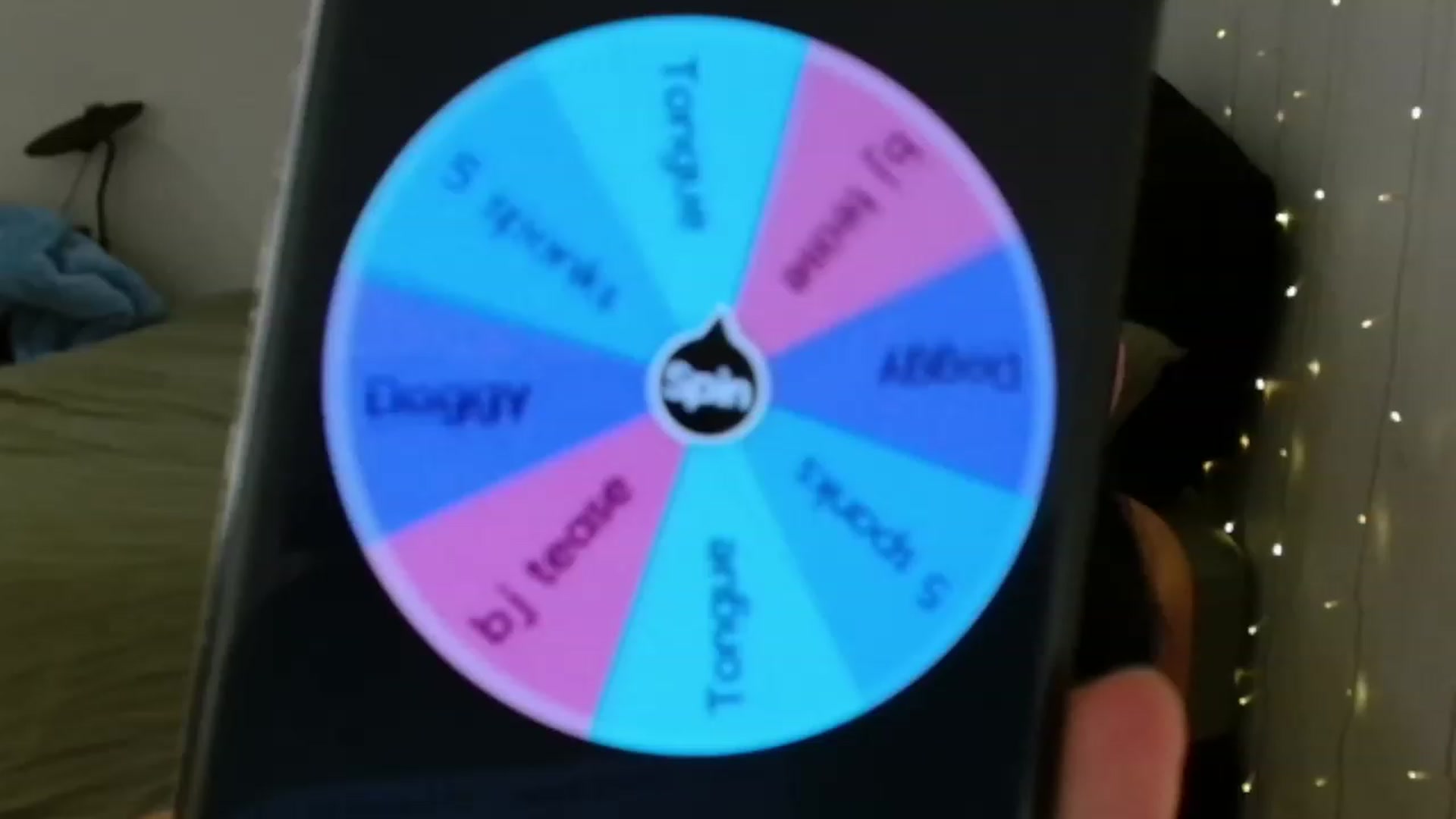 Gallery image thumbnail from Katara_'s myfreecams stream on, 09/09/2023, 21:28 image 4 of 20