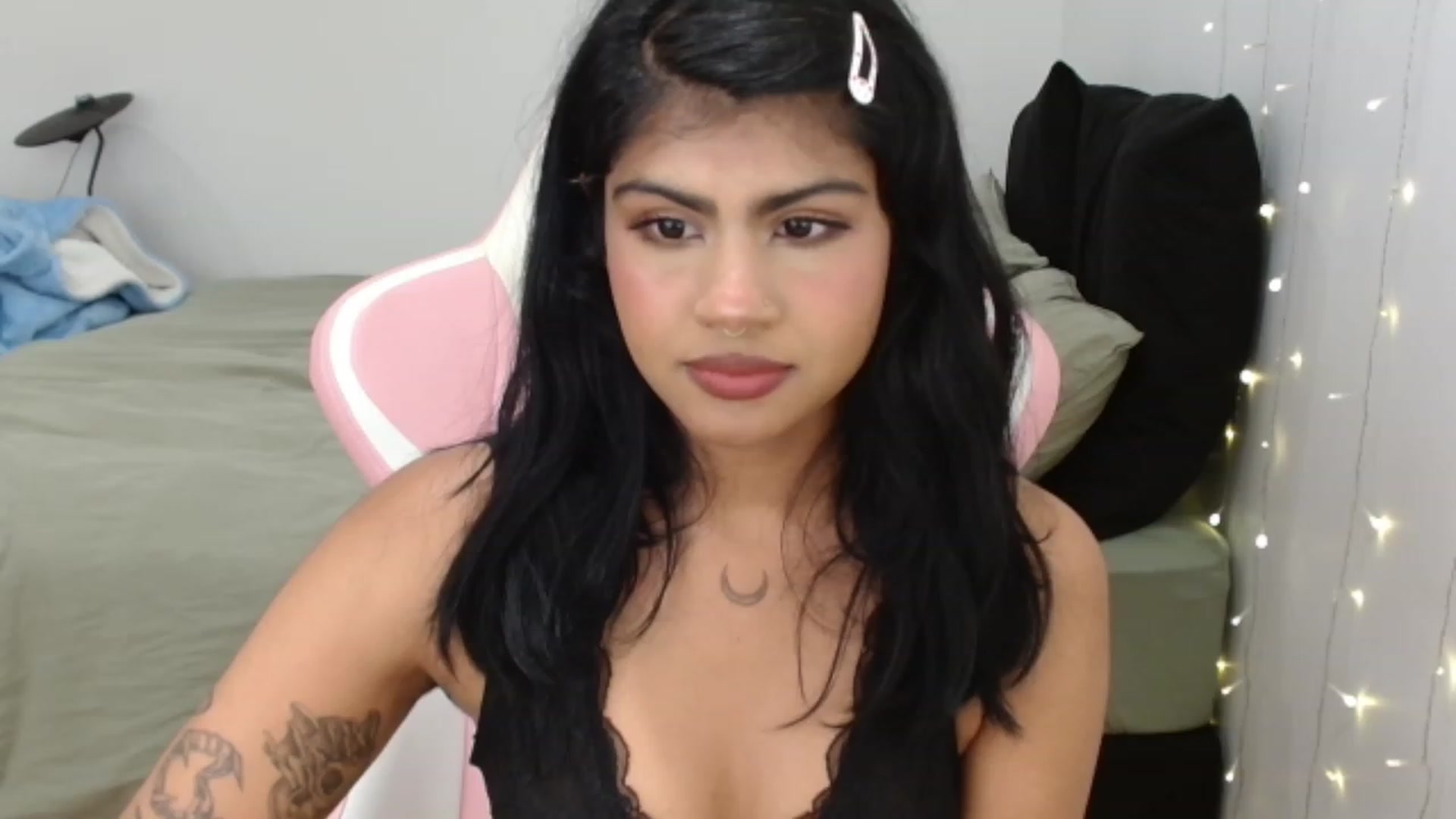 Gallery image thumbnail from Katara_'s myfreecams stream on, 09/10/2023, 03:46 image 6 of 20