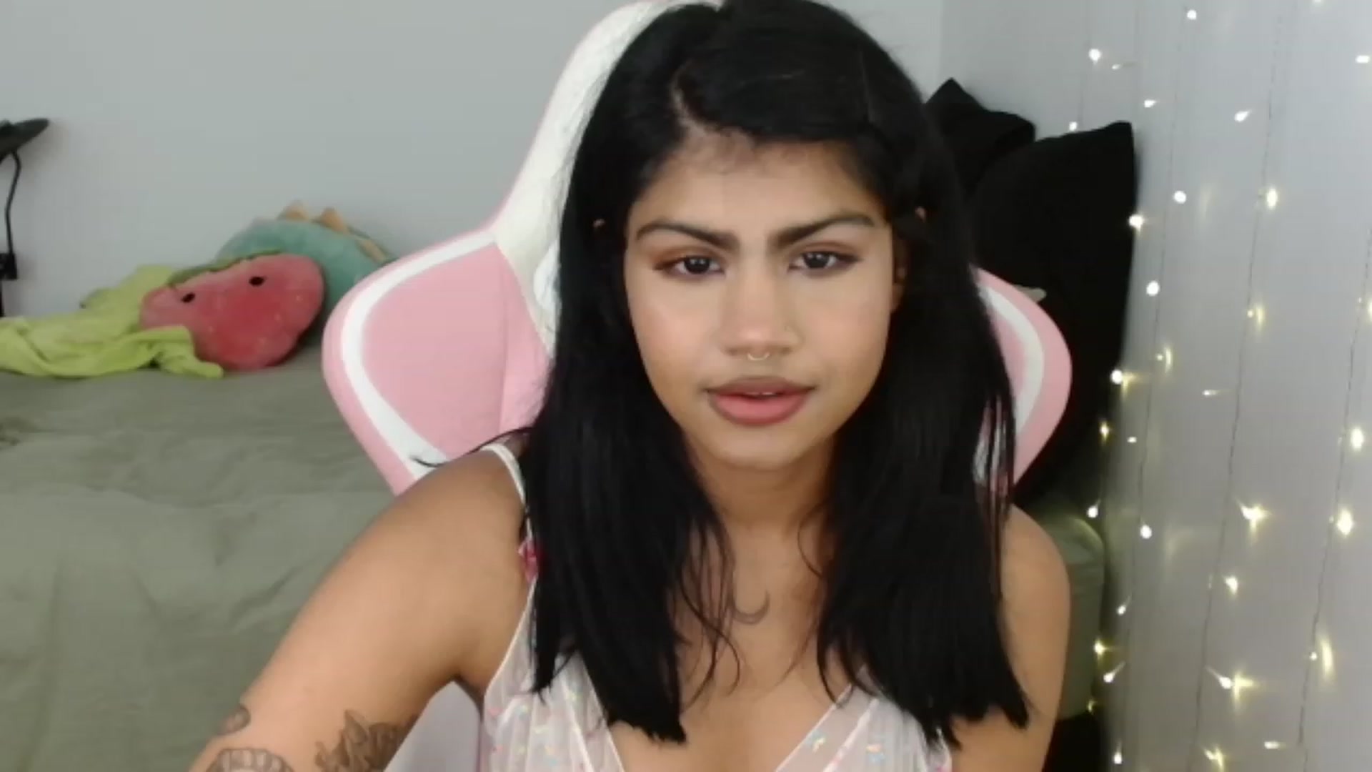 Gallery image thumbnail from Katara_'s myfreecams stream on, 09/22/2023, 16:31 image 12 of 20