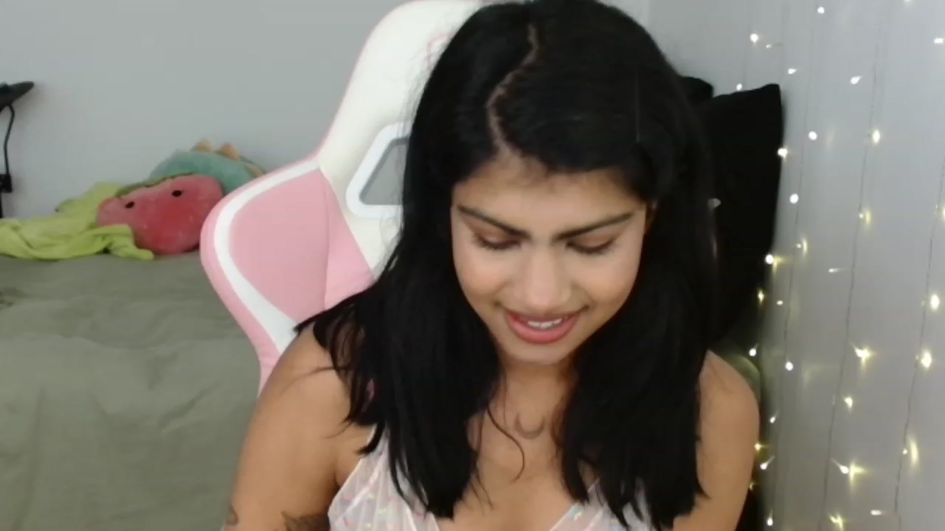 Gallery image thumbnail from Katara_'s myfreecams stream on, 09/22/2023, 16:31 image 1 of 20