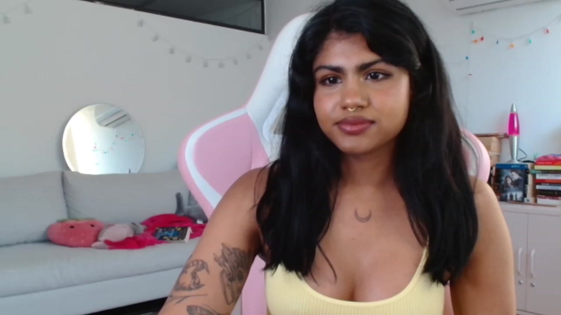 Gallery image thumbnail from Katara_'s myfreecams stream on, 11/08/2023, 17:10 image 1 of 20