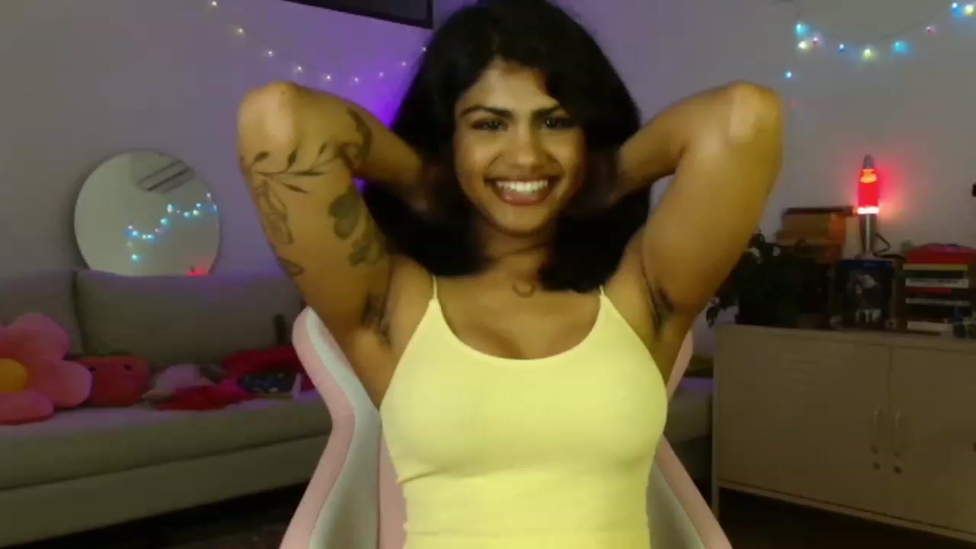 Gallery image thumbnail from Katara_'s myfreecams stream on, 11/08/2023, 19:19 image 4 of 20