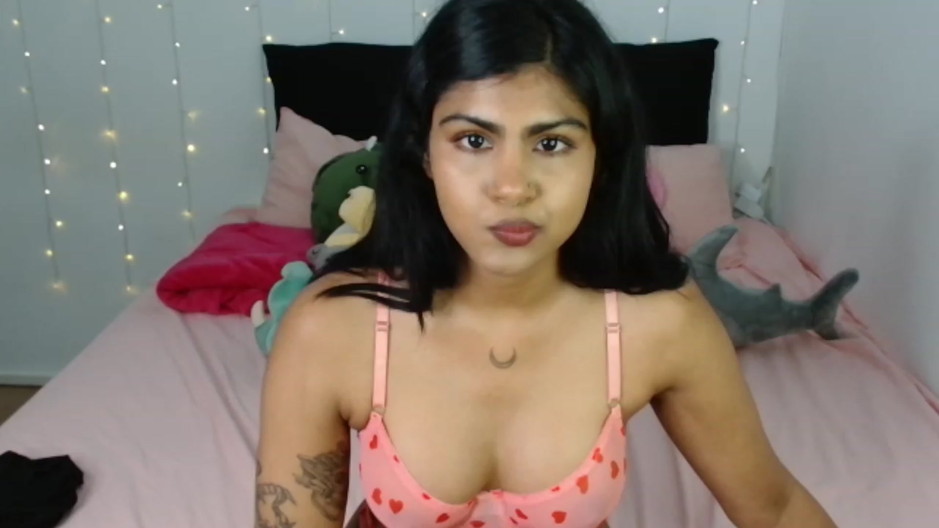 Gallery image thumbnail from Katara_'s myfreecams stream on, 11/16/2023, 08:41 image 8 of 20