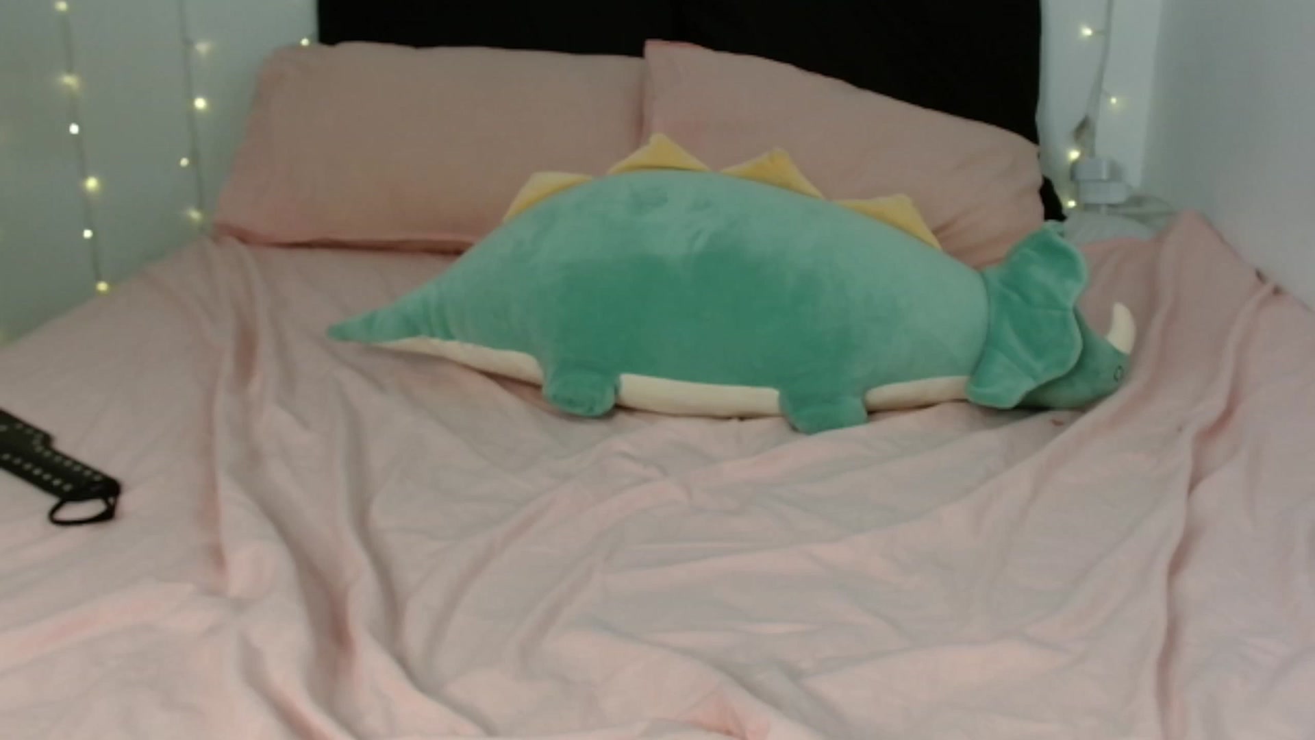 Gallery image thumbnail from Katara_'s myfreecams stream on, 11/20/2023, 08:00 image 5 of 20