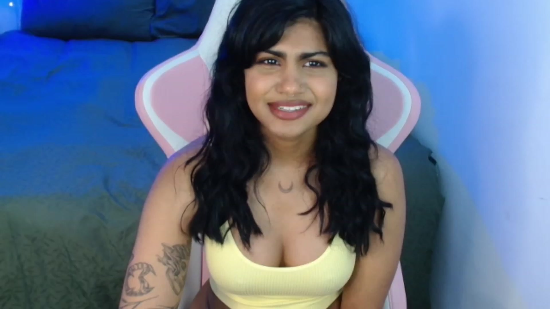 Gallery image thumbnail from Katara_'s myfreecams stream on, 12/12/2023, 15:20 image 7 of 20